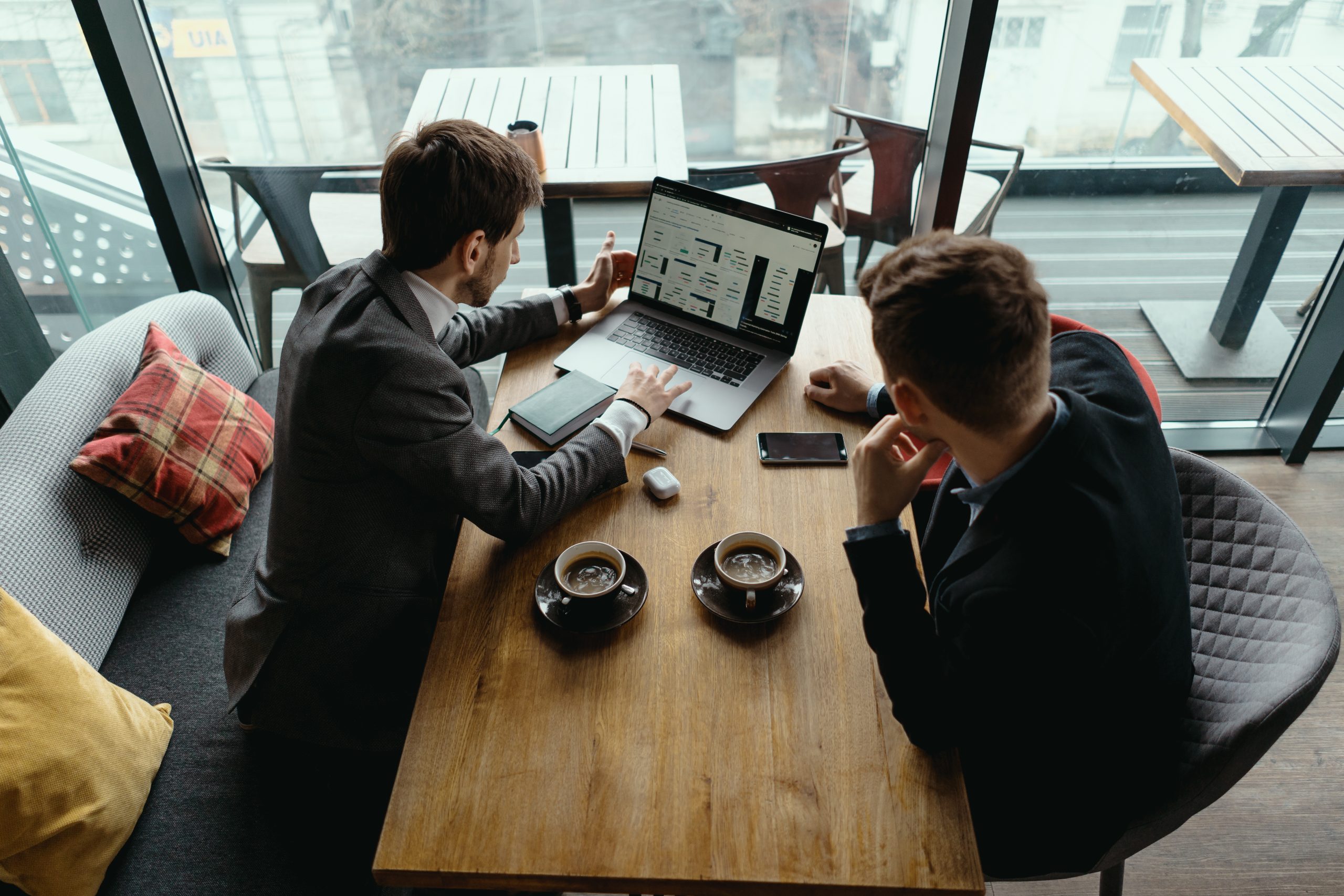 Investor relations advisor in mumbai